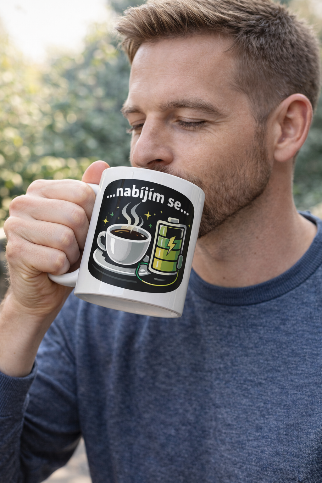 Hrnek …nabíjím se… ☕⚡ - Obrázek 2